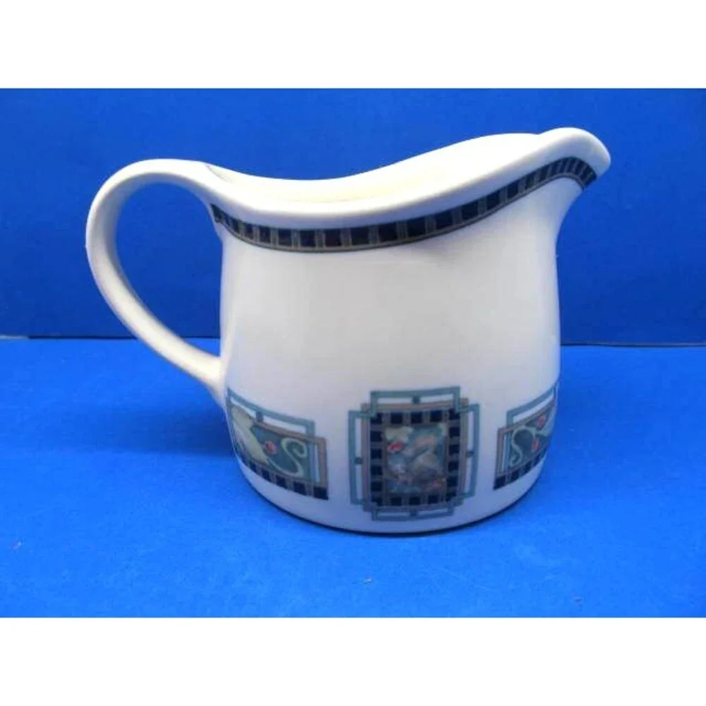 Pfaltzgraff Portfolio Forest Large Gravy Boat Excellent Condition